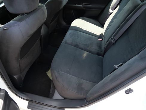 Used 2015 Nissan Altima 2.5 SV FWD image 19