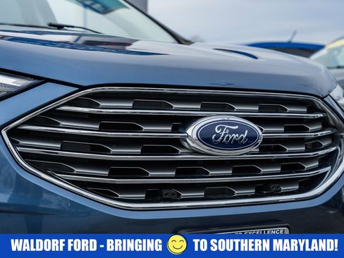 Used 2019 Ford Edge SE image 10