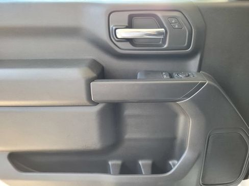 Used 2024 GMC Sierra 2500 Pro w/ Convenience Package RWD image 18