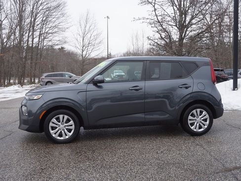 Used 2020 Kia Soul LX image 8