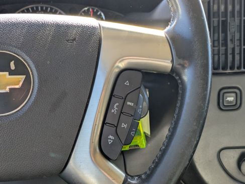 Used 2018 Chevrolet Express 3500 w/ Power Convenience Package image 19