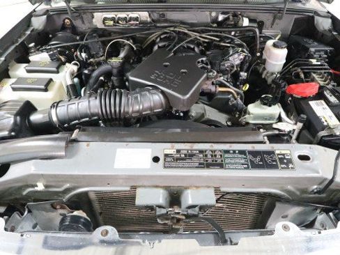 Used 2010 Ford Ranger XLT AWD/4WD image 17