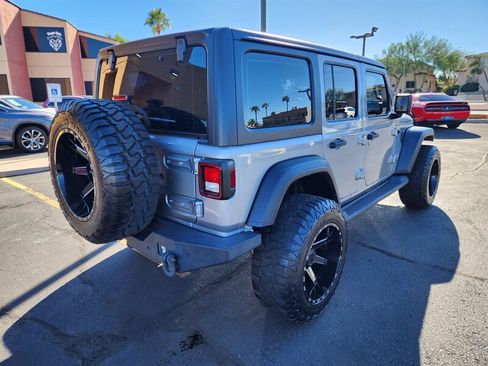 Used 2020 Jeep Wrangler Unlimited Sport image 3