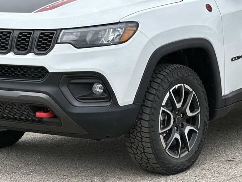 New 2026 Jeep Compass Trailhawk AWD/4WD image 7