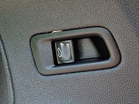 Used 2024 Volkswagen Atlas SE AWD/4WD image 27