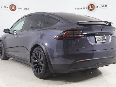 Used 2022 Tesla Model X image 4