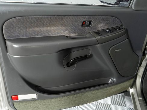 Used 2003 GMC Sierra 1500 SLE image 19