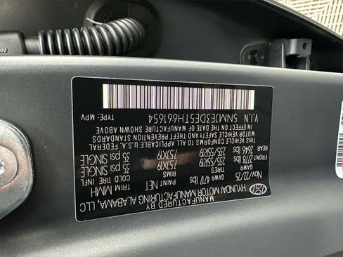 New 2026 Hyundai Tucson Limited image 36