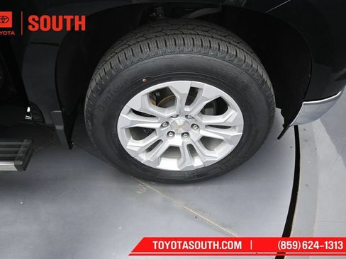 Used 2022 Chevrolet Silverado 1500 LTZ w/ Z71 Off-Road Package AWD/4WD image 37