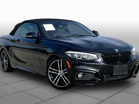 Used 2020 BMW 230i Convertible w/ M Sport Package RWD image 2