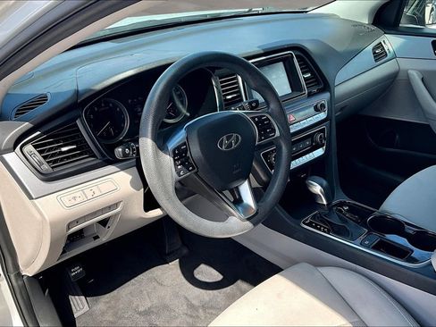 Used 2019 Hyundai Sonata SE image 8