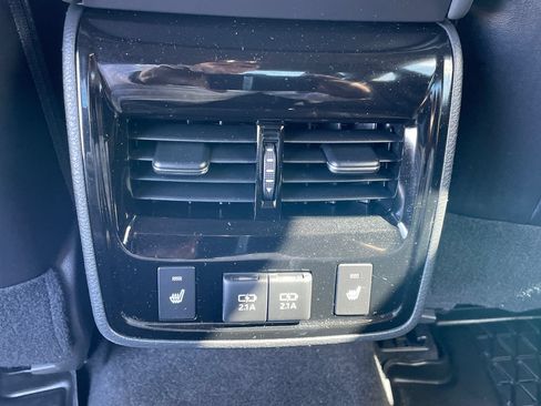 Certified 2019 Toyota Avalon Touring w/ Advanced Safety Package FWD image 19