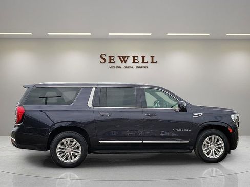 Used 2024 GMC Yukon XL SLT w/ SLT Luxury Package AWD/4WD image 6