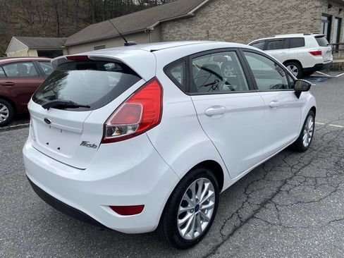 Used 2014 Ford Fiesta SE w/ Equipment Group 201A image 5