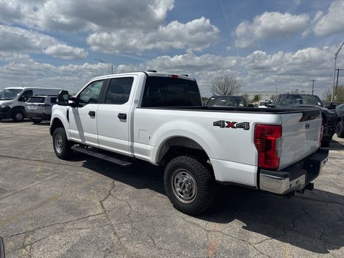 Used 2022 Ford F250 XL w/ Power Equipment Group AWD/4WD image 8