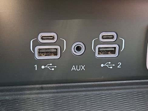 Used 2023 Jeep Grand Cherokee Altitude image 22