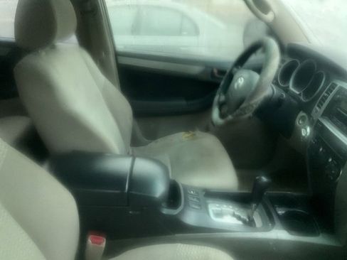 Used 2007 Toyota 4Runner SR5 image 4