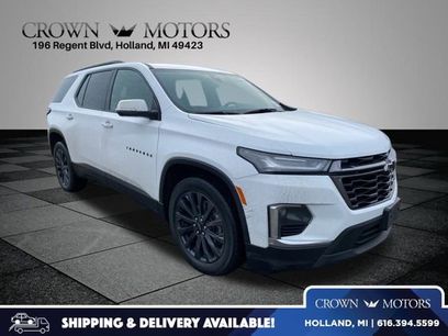 Used 2023 Chevrolet Traverse RS