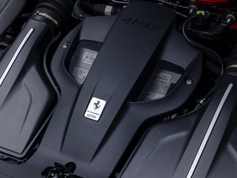 Certified 2017 Ferrari GTC4Lusso AWD/4WD image 14