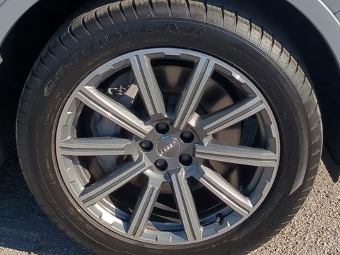 Used 2018 Audi Q7 2.0T Premium Plus w/ Premium Plus Package image 11