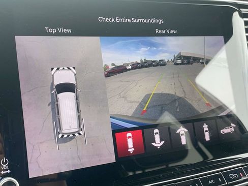 Certified 2023 Jeep Grand Wagoneer Series II image 38