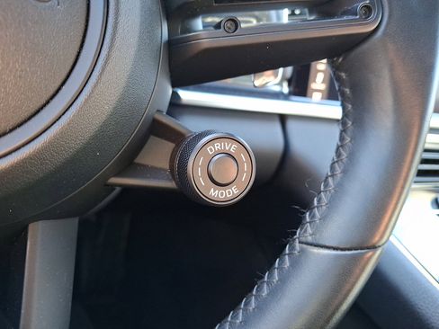 Used 2021 Porsche Panamera 4S image 26