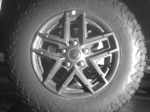 Used 2025 Jeep Wrangler Unlimited Sport AWD/4WD image 12
