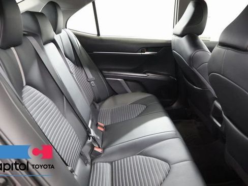 Used 2023 Toyota Camry SE w/ Cold Weather Package FWD image 28