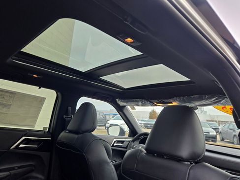 New 2025 Mitsubishi Outlander SEL Black Edition image 9