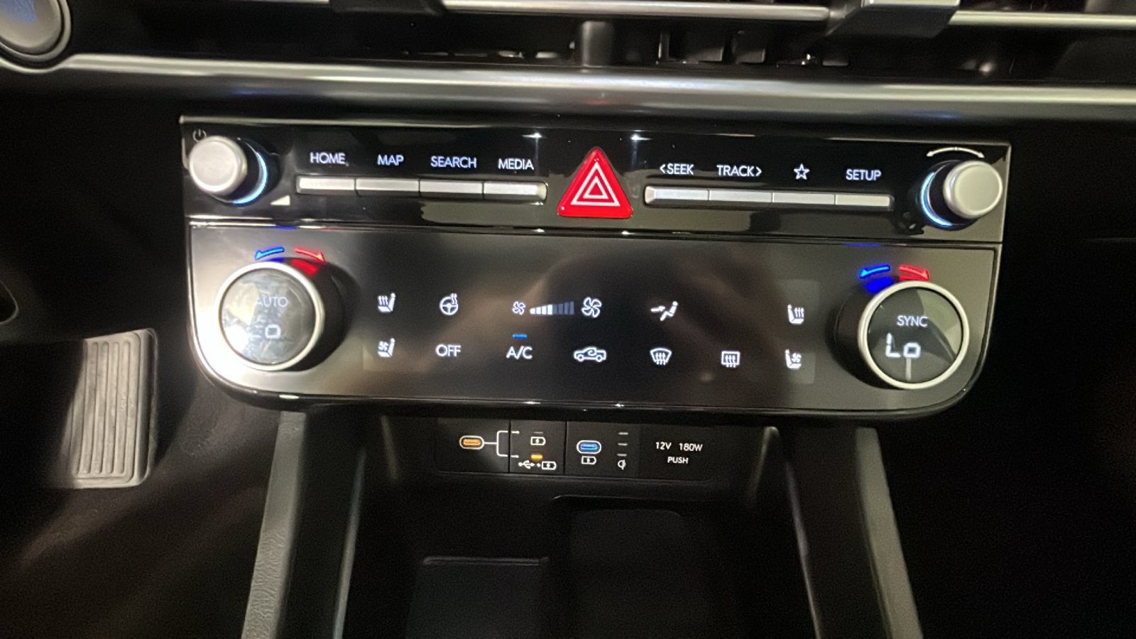 New 2026 Hyundai Santa Cruz Limited AWD/4WD image 26