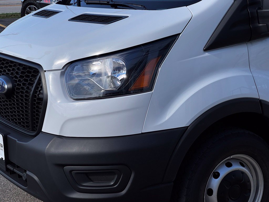 Used 2024 Ford Transit 250 148 High Roof Extended w/ Load Area Protection Package RWD image 28