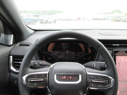 New 2027 GMC Terrain Elevation FWD image 17