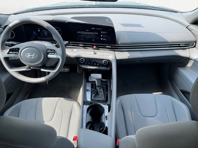 New 2026 Hyundai Elantra SEL FWD image 10
