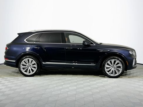 New 2025 Bentley Bentayga image 4