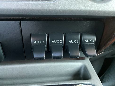 Used 2015 Ford F350 Lariat w/ Lariat Ultimate Package image 29