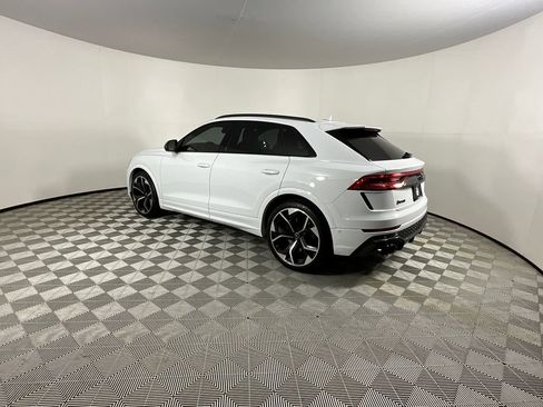Used 2024 Audi RS Q8 image 3