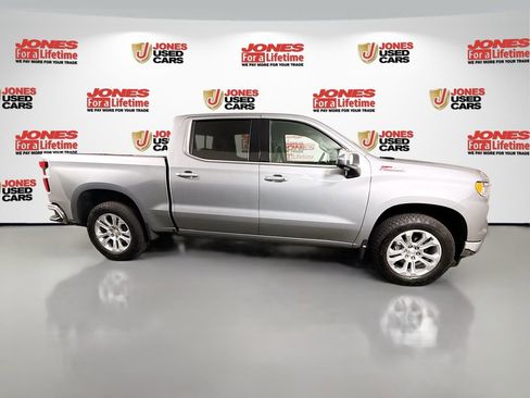Used 2024 Chevrolet Silverado 1500 LTZ w/ LTZ Convenience Package II AWD/4WD image 18