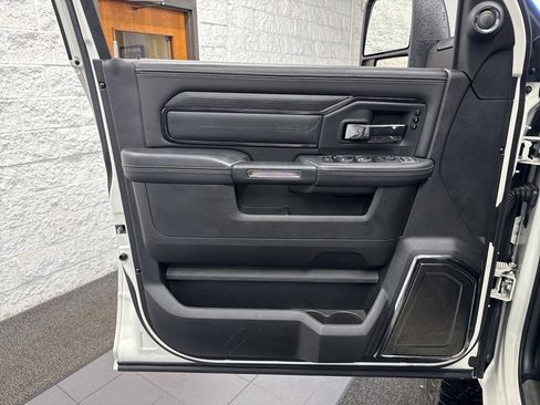 Used 2024 RAM 2500 Limited image 45