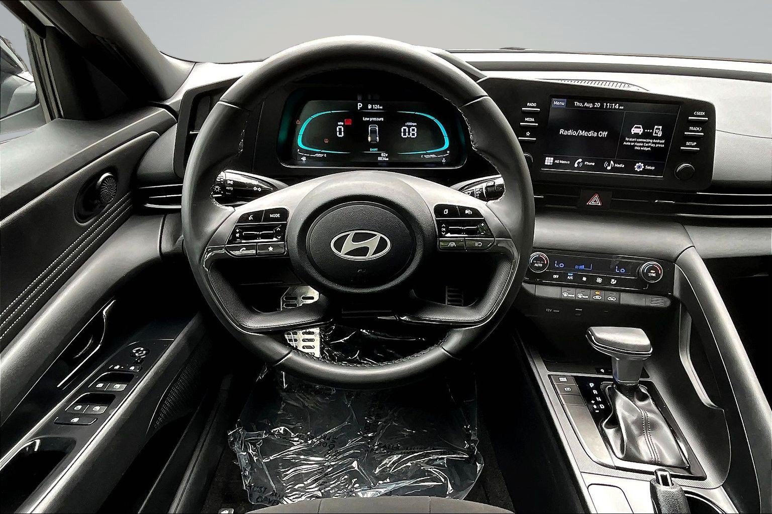 Used 2025 Hyundai Elantra Sport FWD image 7