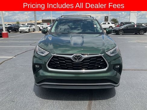 Used 2023 Toyota Highlander Limited AWD/4WD image 24