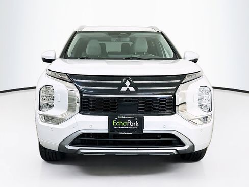 Used 2025 Mitsubishi Outlander SEL AWD/4WD image 2