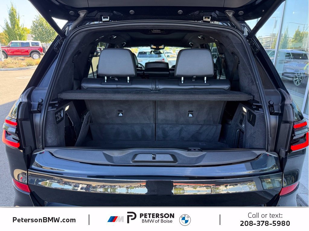 Used 2026 BMW X7 M60i AWD/4WD image 9