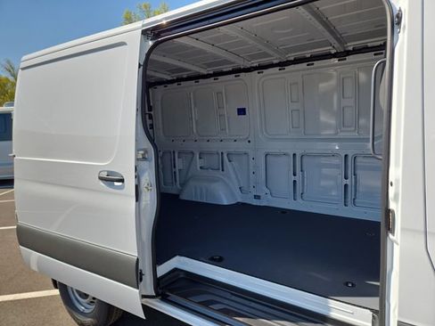 New 2026 Mercedes-Benz Sprinter 2500 image 27
