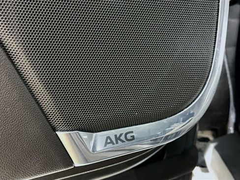 Used 2024 Cadillac Escalade ESV Luxury w/ LPO, Floor Liner Package image 20