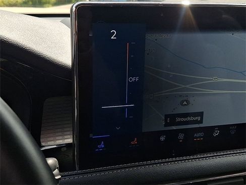 Certified 2023 Lincoln Corsair AWD w/ Equipment Group 101A image 24