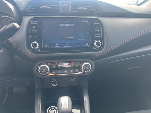 Used 2024 Nissan Versa SR image 13