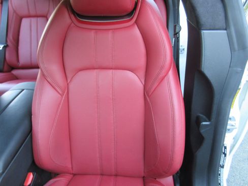 Used 2023 Maserati Ghibli Modena Q4 image 13