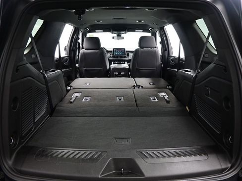 Used 2022 GMC Yukon SLE w/ Gmc Pro Safety Plus Package image 51