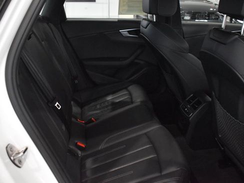 Used 2023 Audi A4 2.0T Premium w/ Convenience Package AWD/4WD image 23