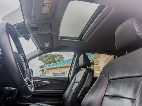 Used 2022 Honda Pilot Special Edition image 11
